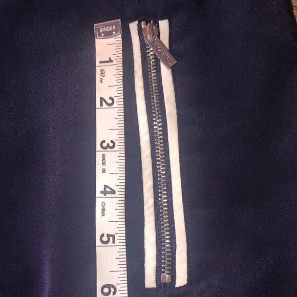 80s Style Zip Up Roller Skate 🛼 Lightweight Varsity Jacket 2 Secure Zip Pockets - Picture 15 of 17